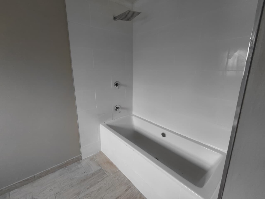 3 Bedroom Property for Sale in Paradise Beach Eastern Cape